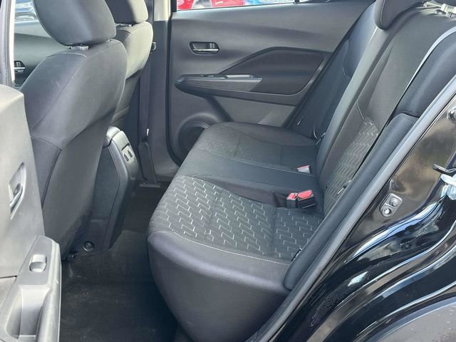 Used 2023 Nissan Kicks SV image 15