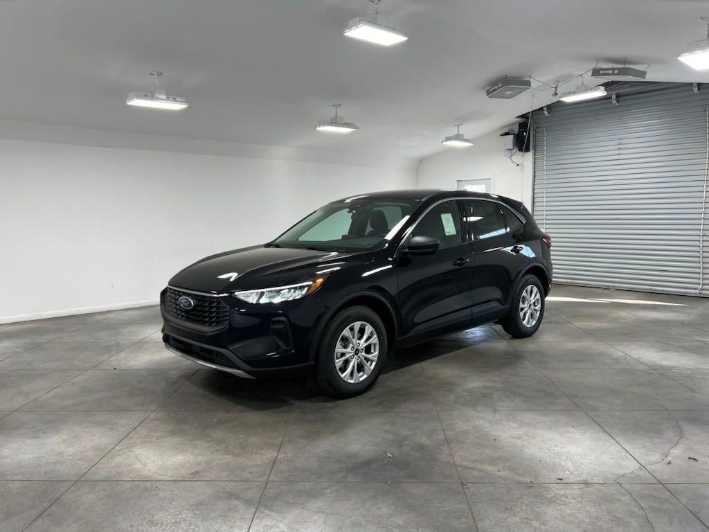 New 2024 Ford Escape Active image 3