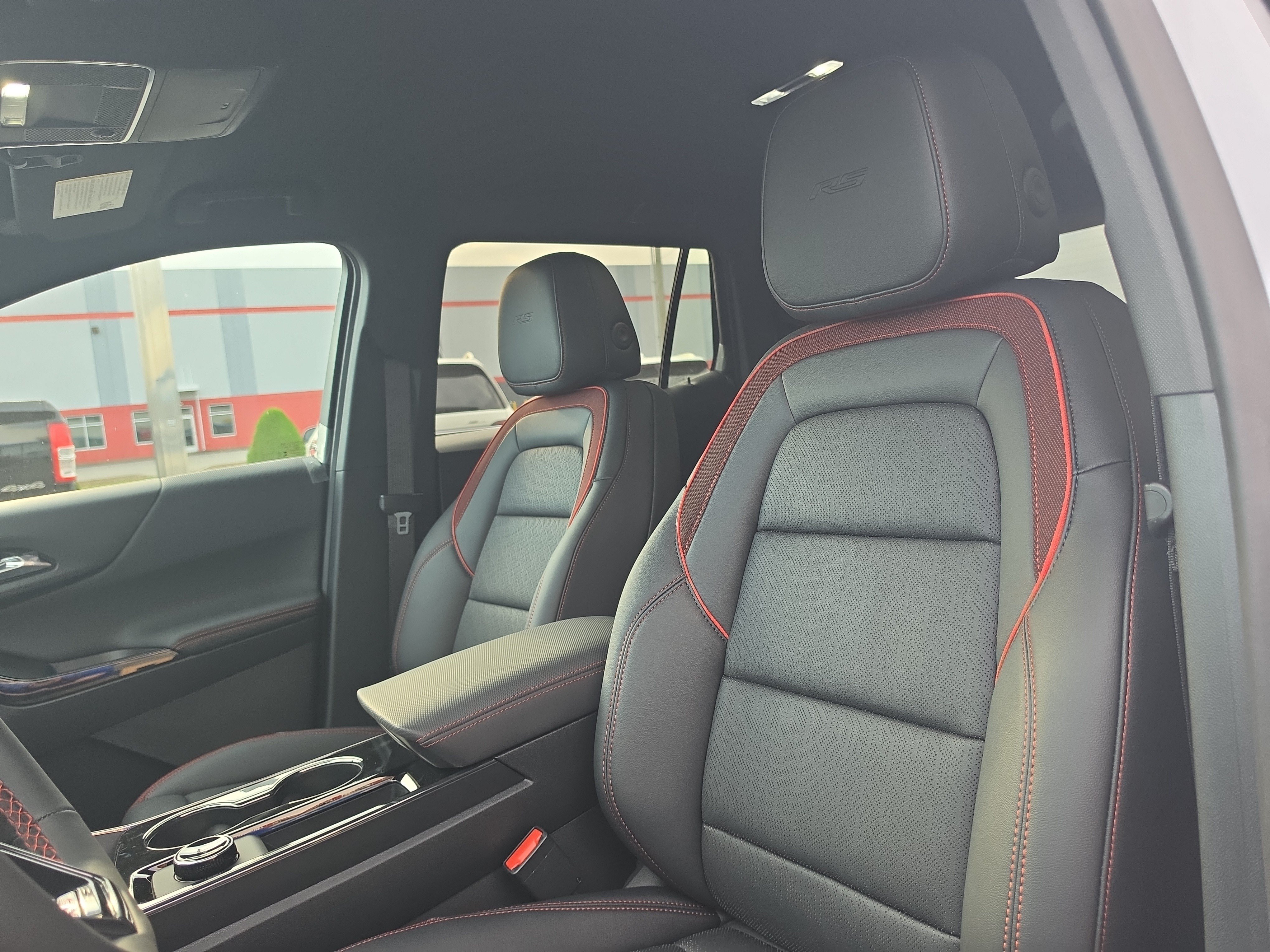 New 2027 Chevrolet Equinox RS w/ Safety and Technology Package AWD/4WD image 12