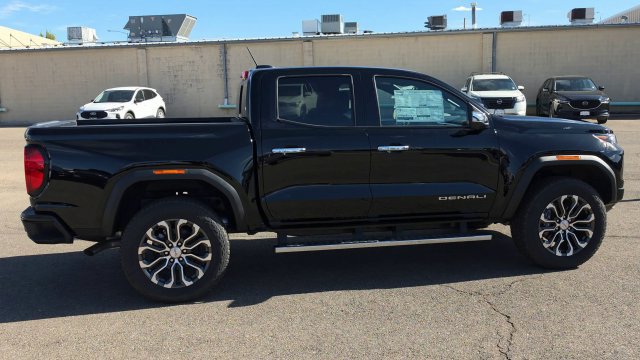 New 2026 GMC Canyon Denali AWD/4WD image 6