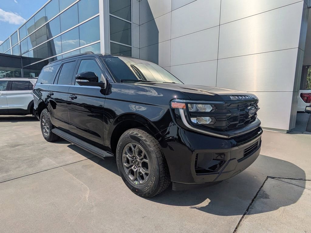 New 2026 Ford Expedition Max Active RWD image 2