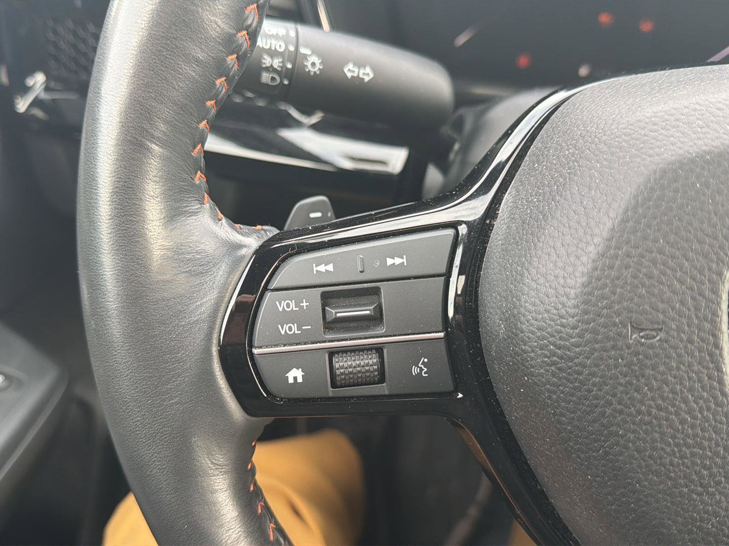 Used 2023 Honda CR-V Sport Touring image 15