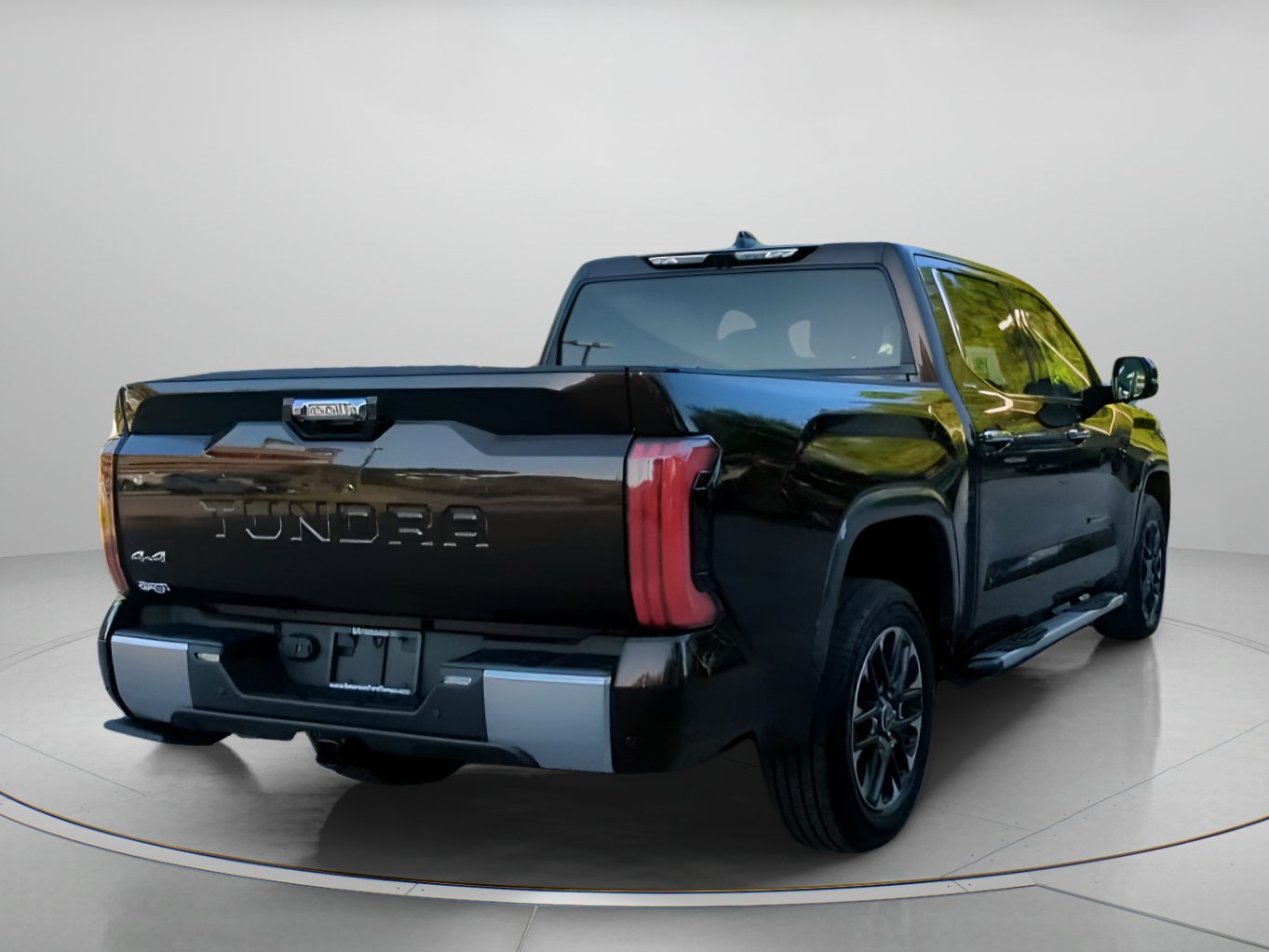 Used 2023 Toyota Tundra Limited AWD/4WD image 26