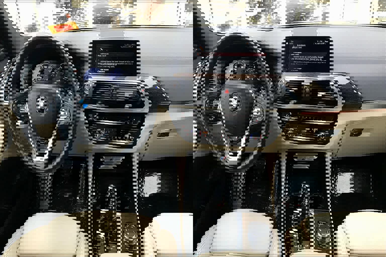 Used 2018 BMW X3 M40i image 15