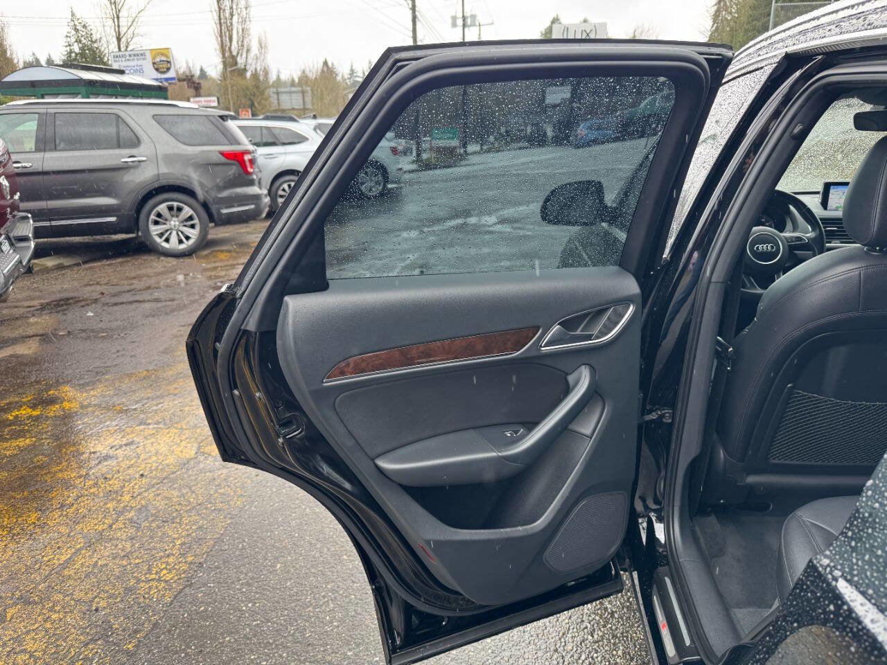 Used 2018 Audi Q3 2.0T Premium Plus w/ Premium Plus Package image 31