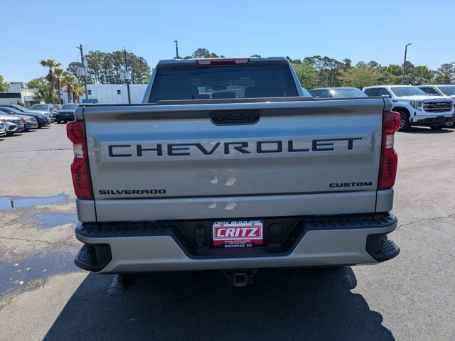 Used 2026 Chevrolet Silverado 1500 Custom w/ Turbomax Blackout Package RWD image 6