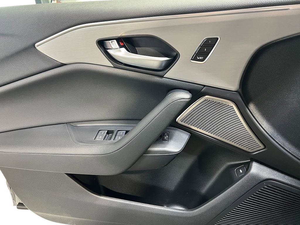 New 2025 Acura TLX w/ Technology Package image 17