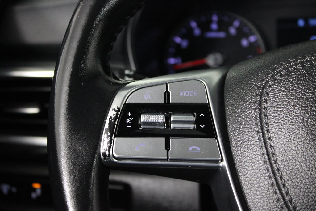 Used 2022 Kia Telluride LX FWD image 25