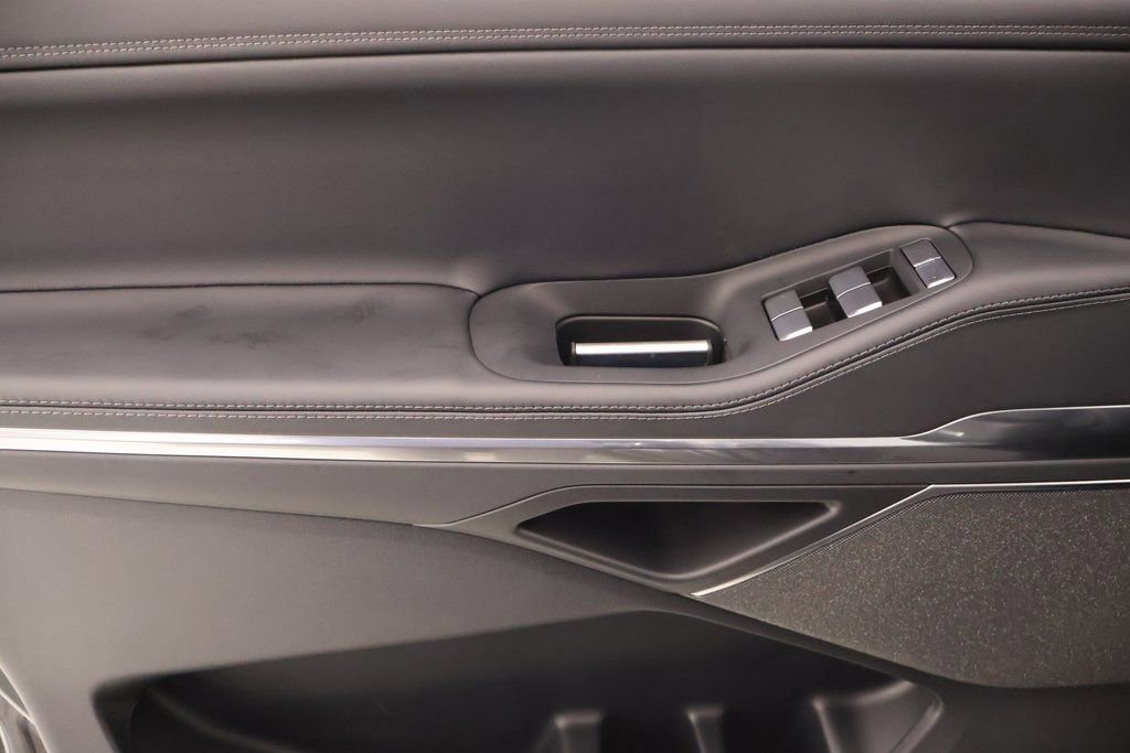 New 2025 Lincoln Navigator Reserve w/ Jet Appearance Package image 17