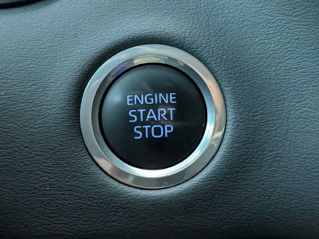 Used 2024 Toyota Tundra Platinum AWD/4WD image 27