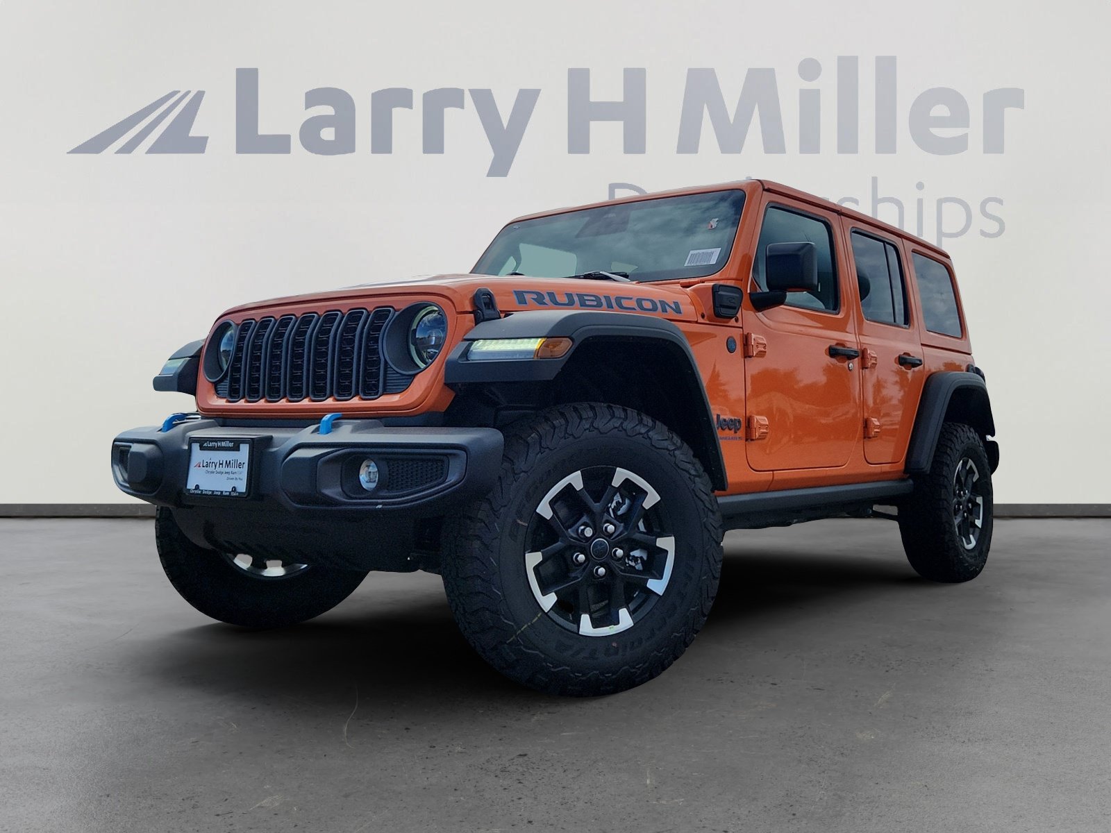 New 2025 Jeep Wrangler Unlimited Rubicon 4xe w/ Convenience Group AWD/4WD image 1