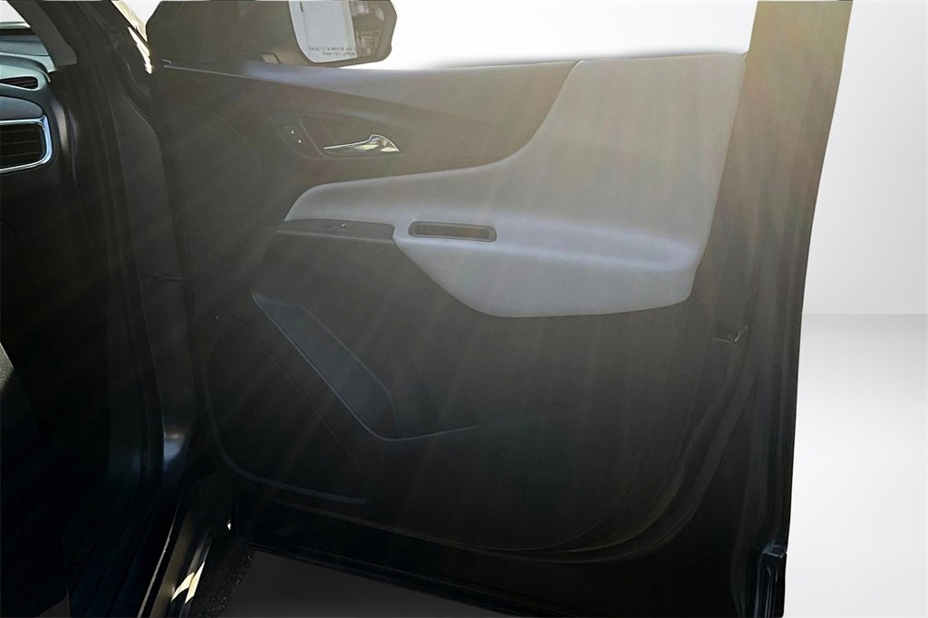 Used 2022 Chevrolet Equinox LT image 26