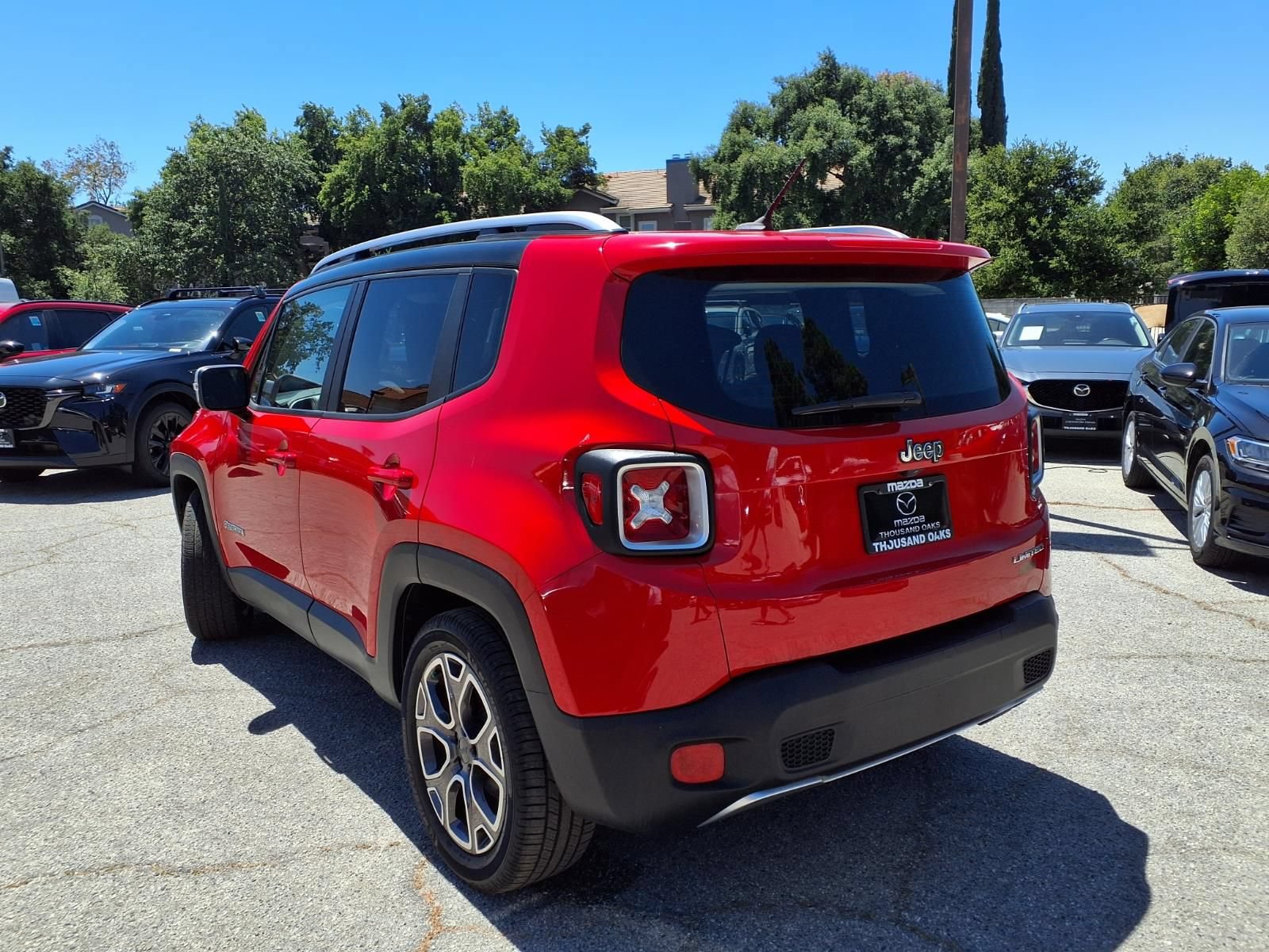 Used 2017 Jeep Renegade Limited FWD image 5