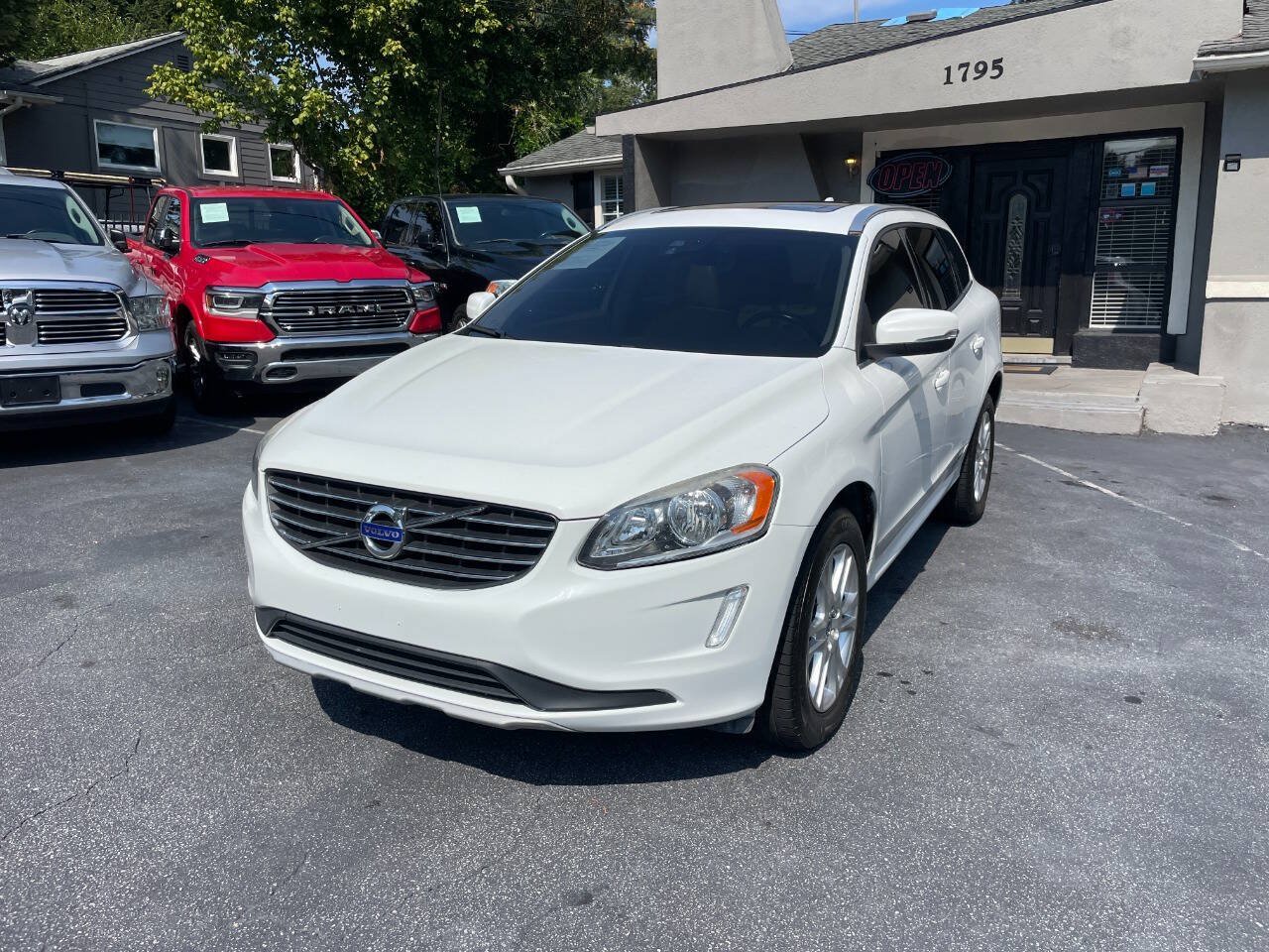 Used 2016 Volvo XC60 T5 Premier FWD image 2