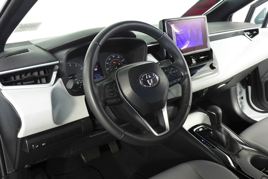 Used 2024 Toyota Corolla SE image 30