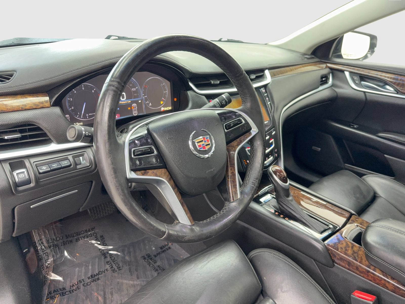 Used 2013 Cadillac XTS Premium FWD image 18