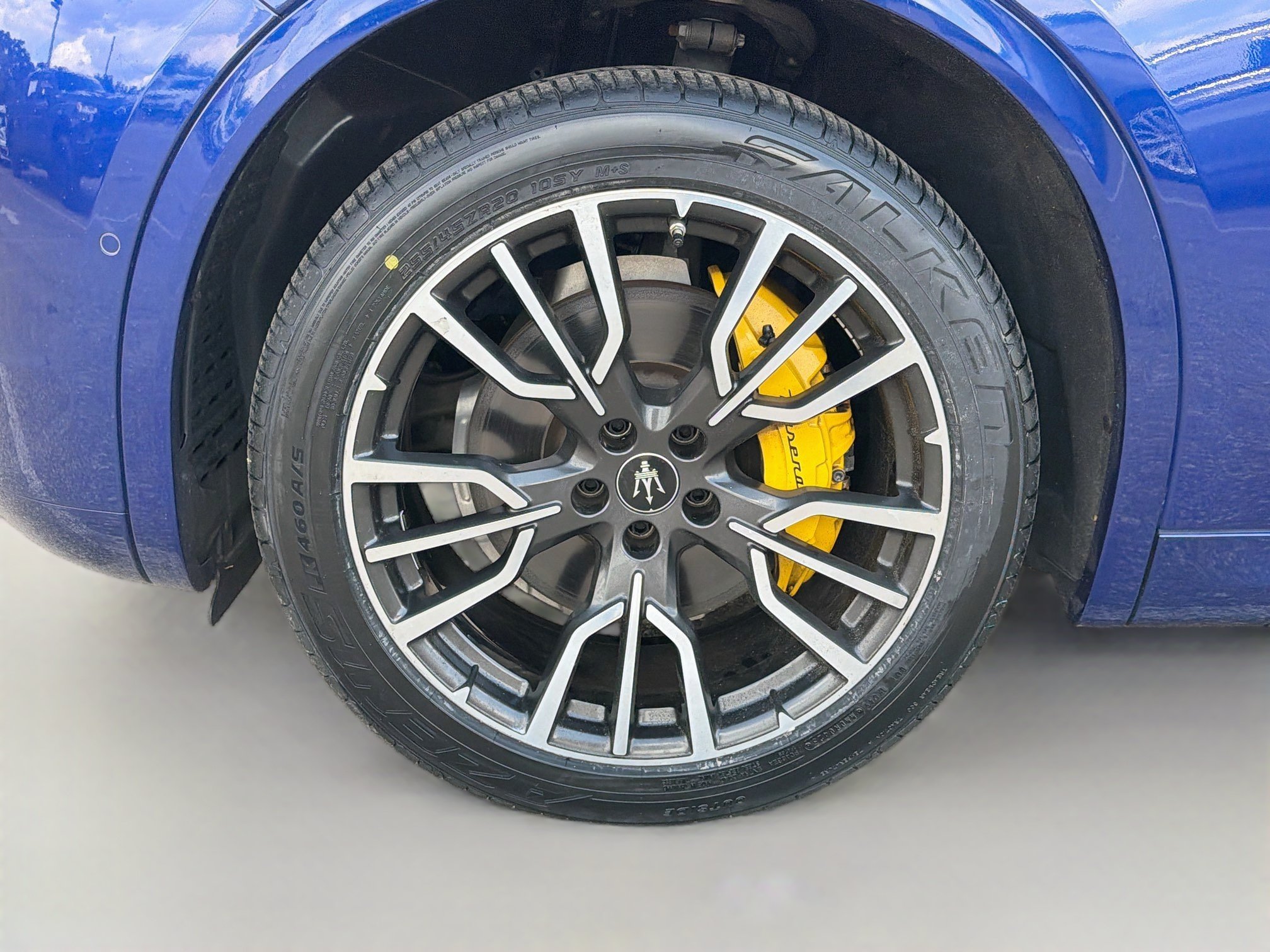 Used 2023 Maserati Grecale Modena AWD/4WD image 42