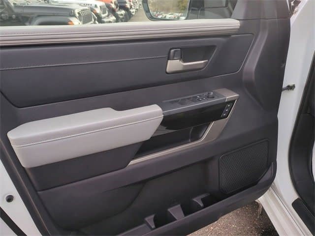 Used 2022 Toyota Tundra Limited image 18
