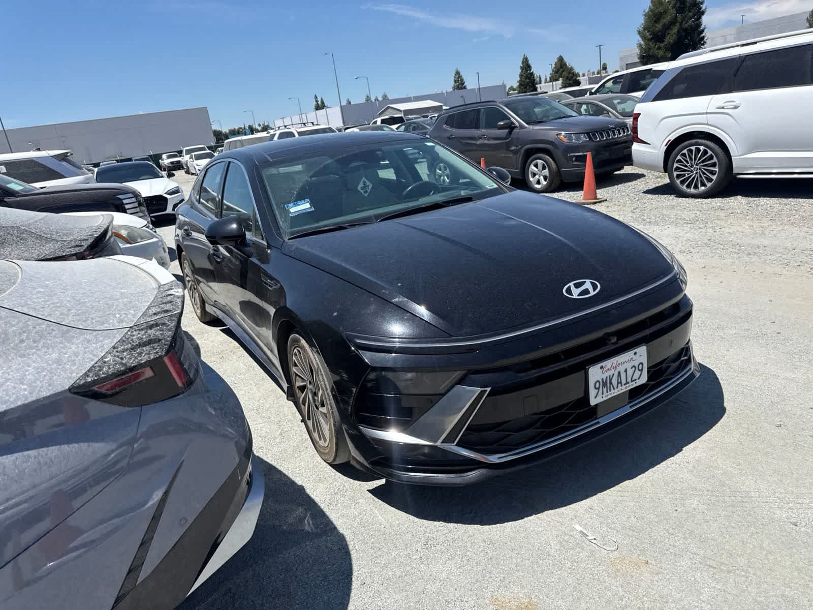 Used 2024 Hyundai Sonata Limited FWD image 3