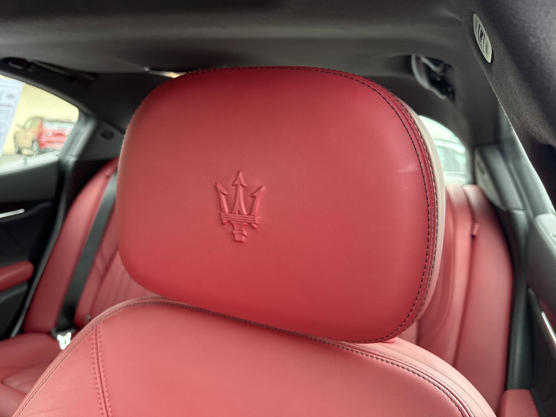 Used 2023 Maserati Ghibli Modena Q4 image 11