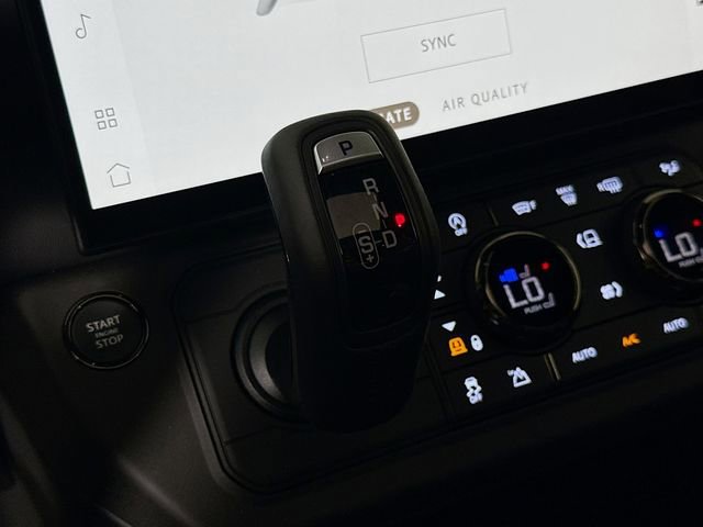 New 2026 Land Rover Defender 110 OCTA AWD/4WD image 19
