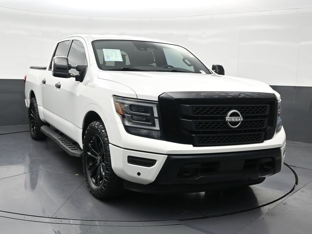 Used 2023 Nissan Titan SV w/ SV Convenience Package image 8