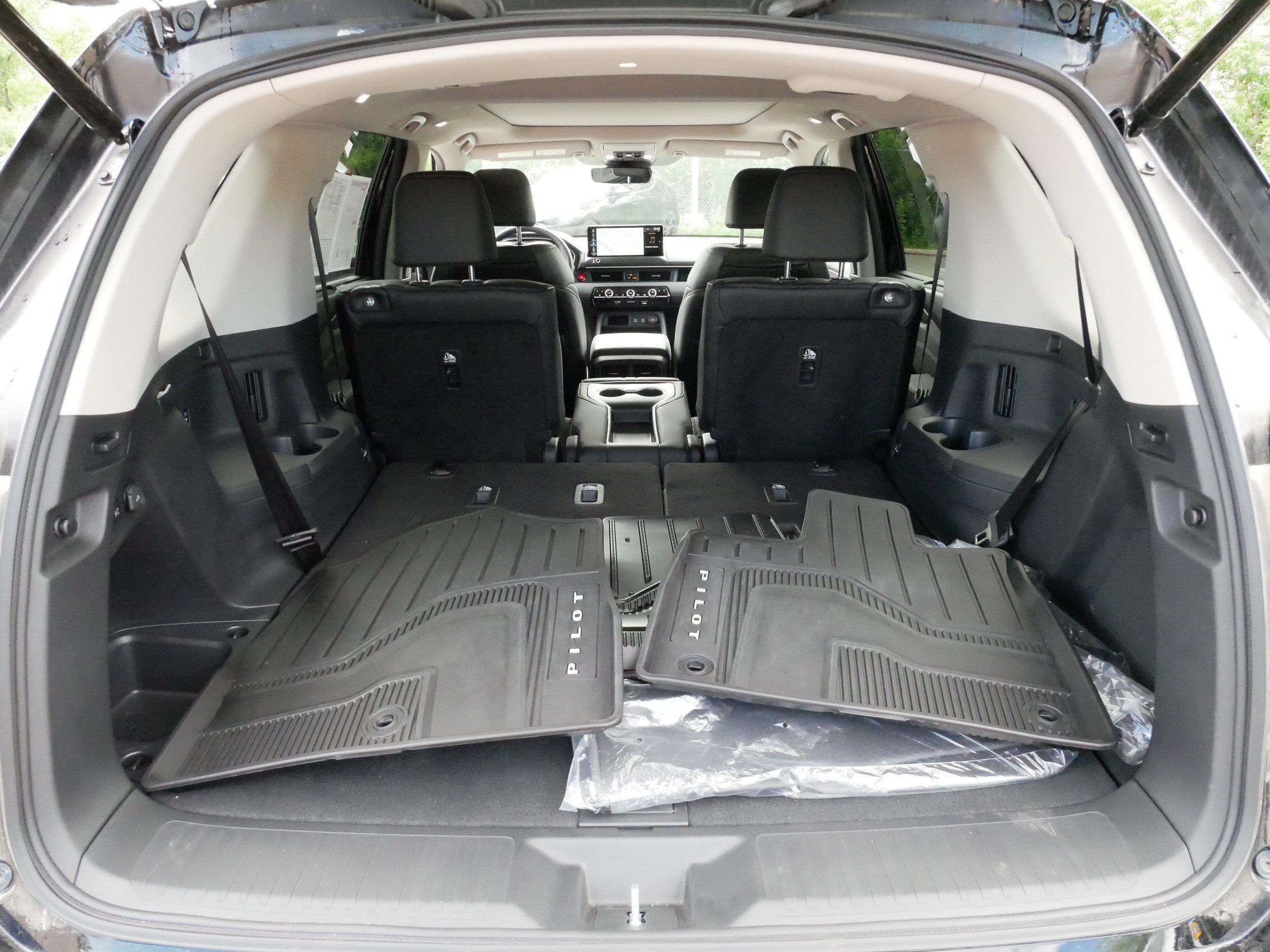 Used 2026 Honda Pilot Elite image 18