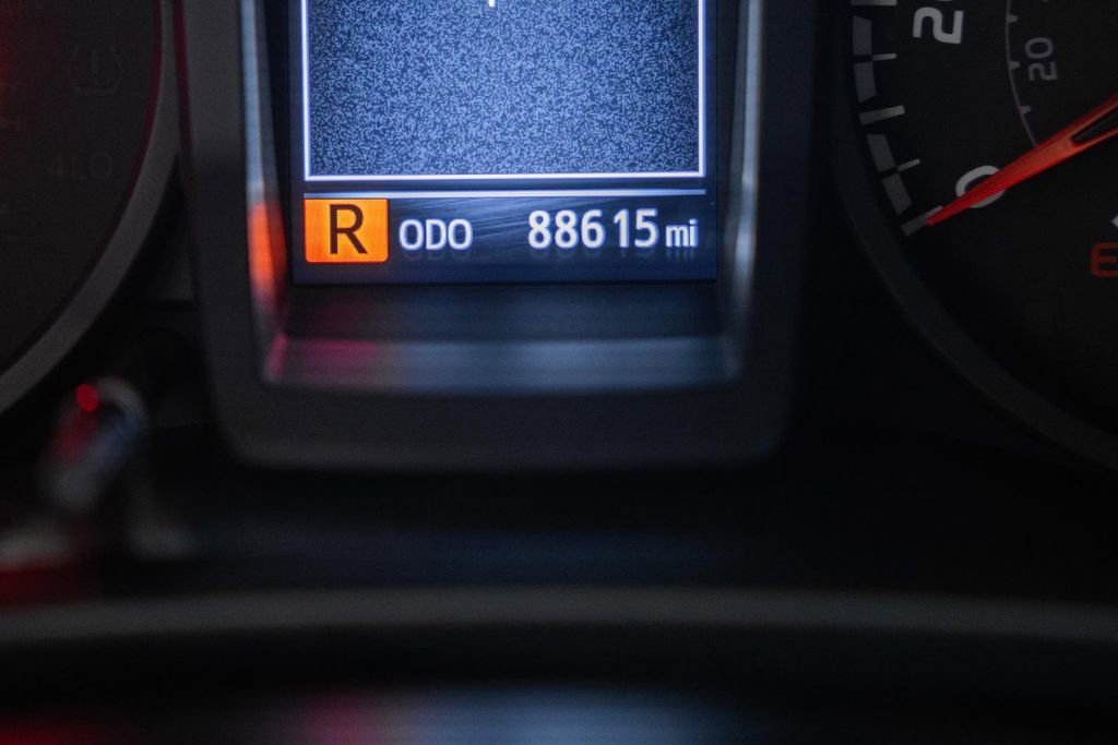 Used 2022 Toyota Tacoma SR w/ SR Convenience Package RWD image 37