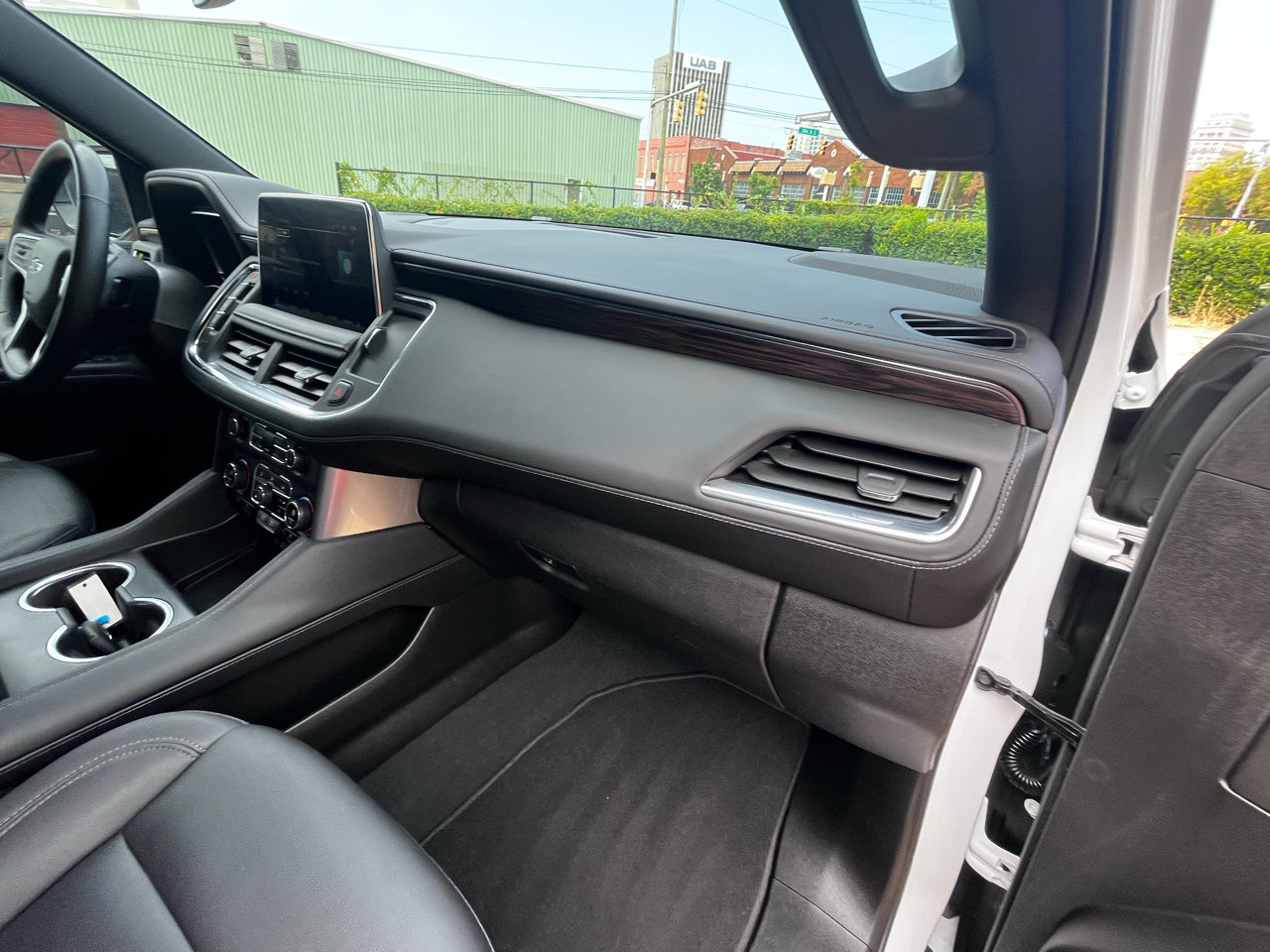 Used 2023 Chevrolet Tahoe Z71 w/ Z71 Off-Road Package image 75