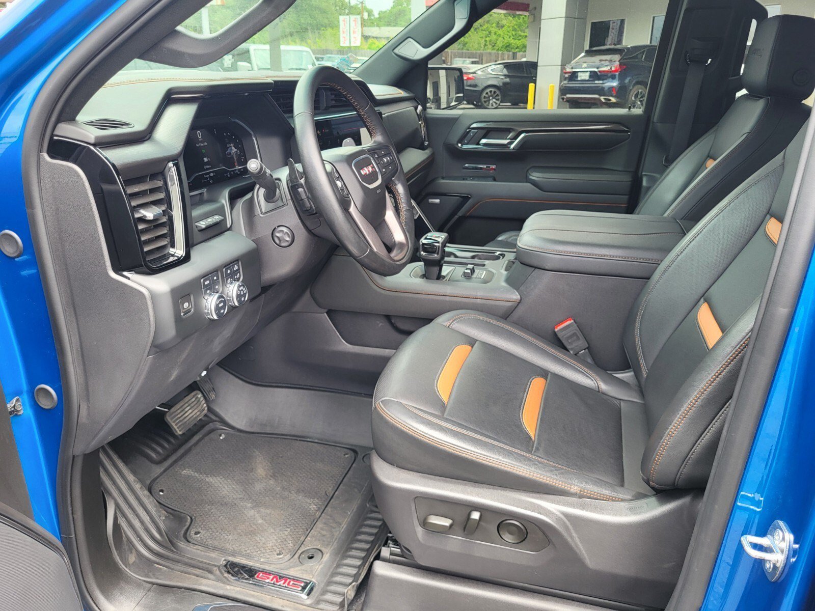 Used 2024 GMC Sierra 1500 AT4 w/ Technology Package AWD/4WD image 20