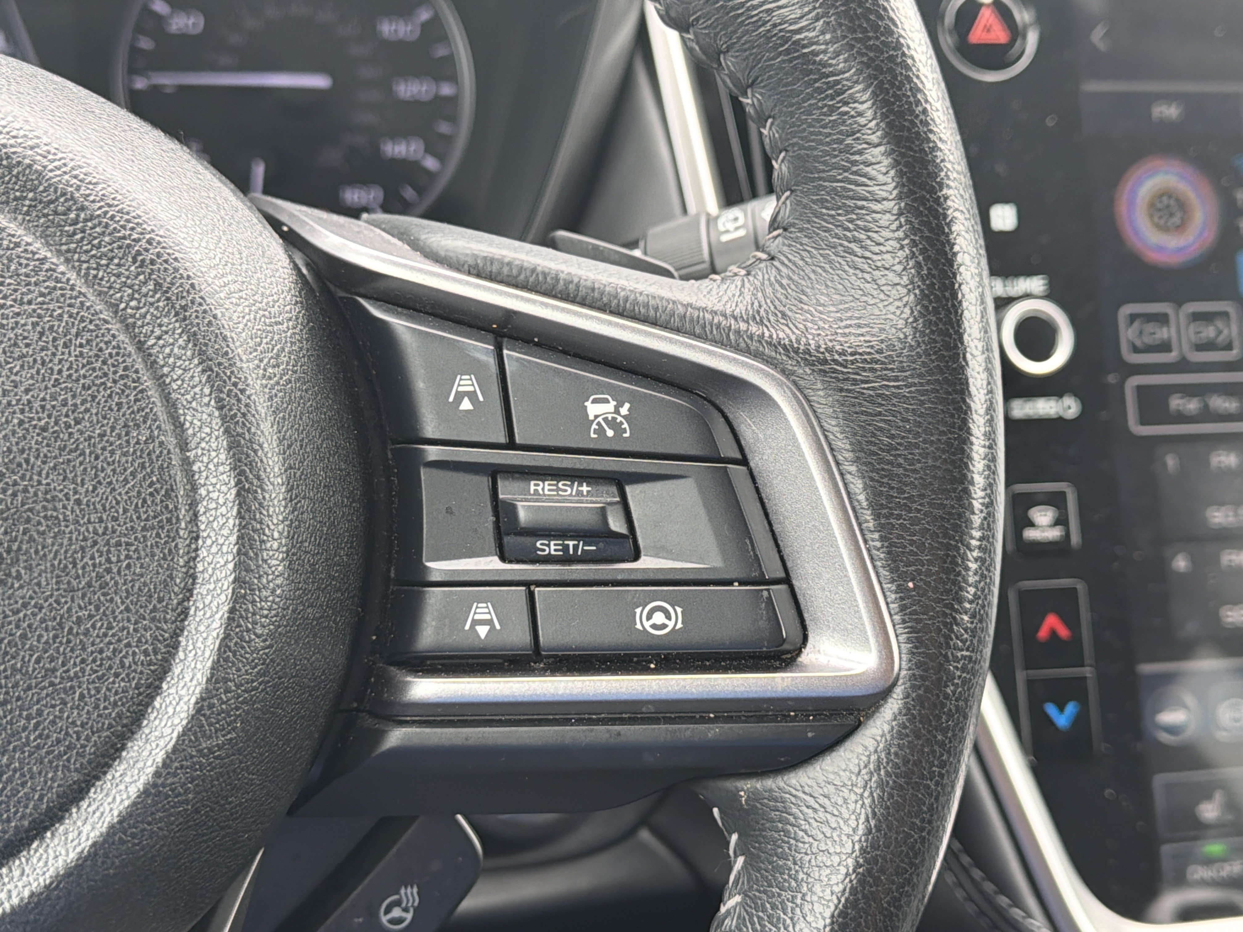 Used 2023 Subaru Outback Limited XT AWD/4WD image 15