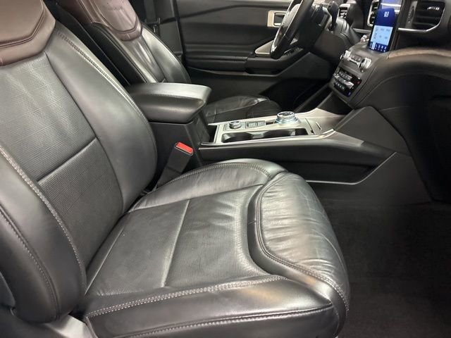 Used 2020 Ford Explorer Platinum w/ Premium Technology Package AWD/4WD image 12