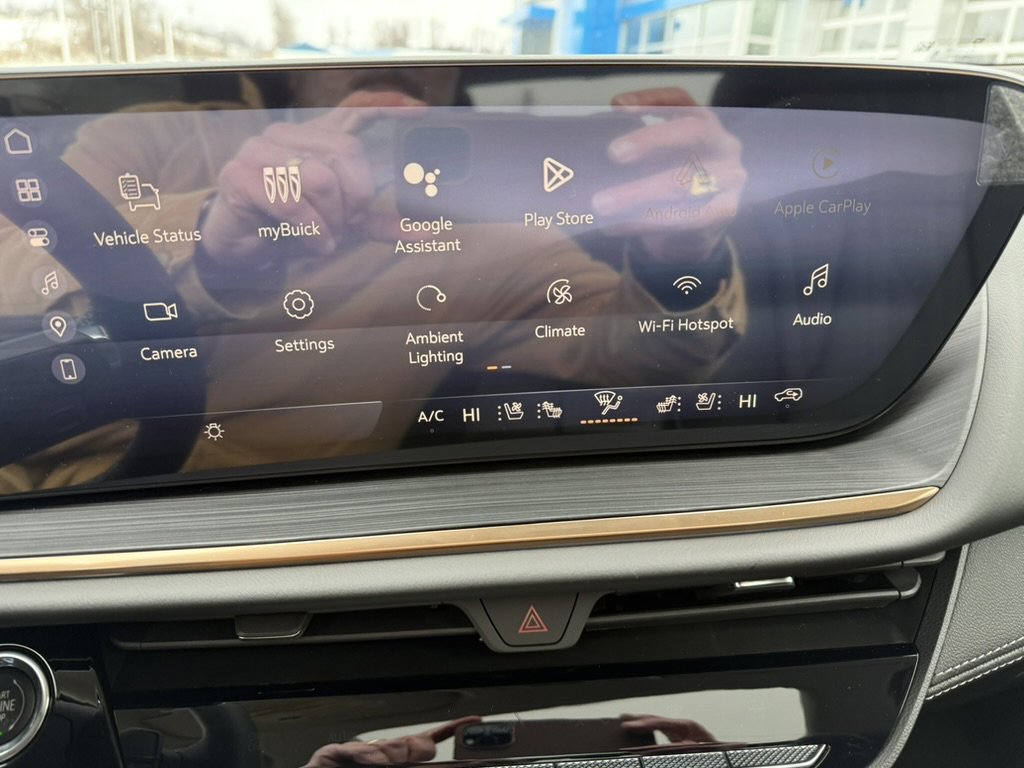 New 2026 Buick Envision Avenir image 17