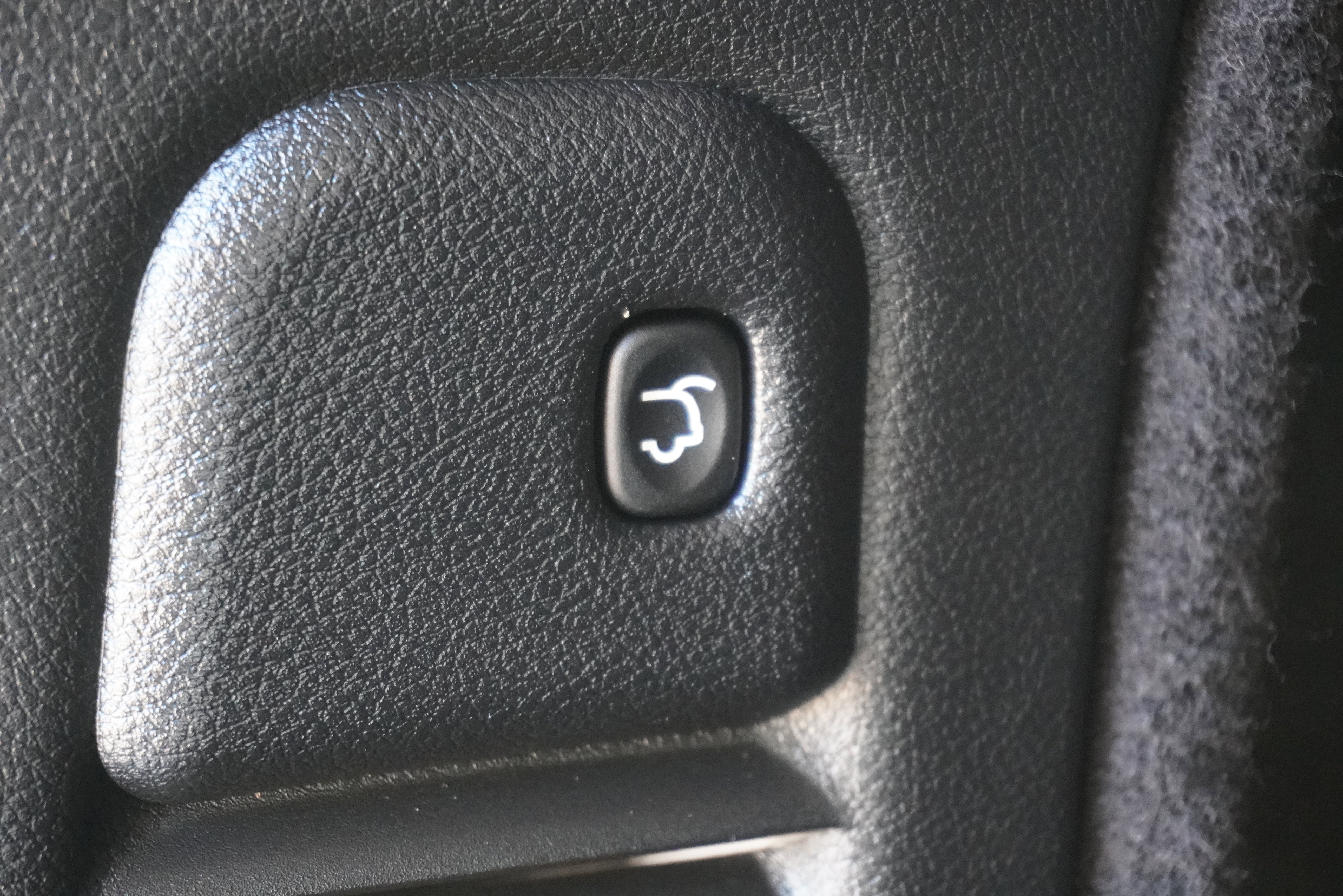 Used 2021 Dodge Durango GT image 30