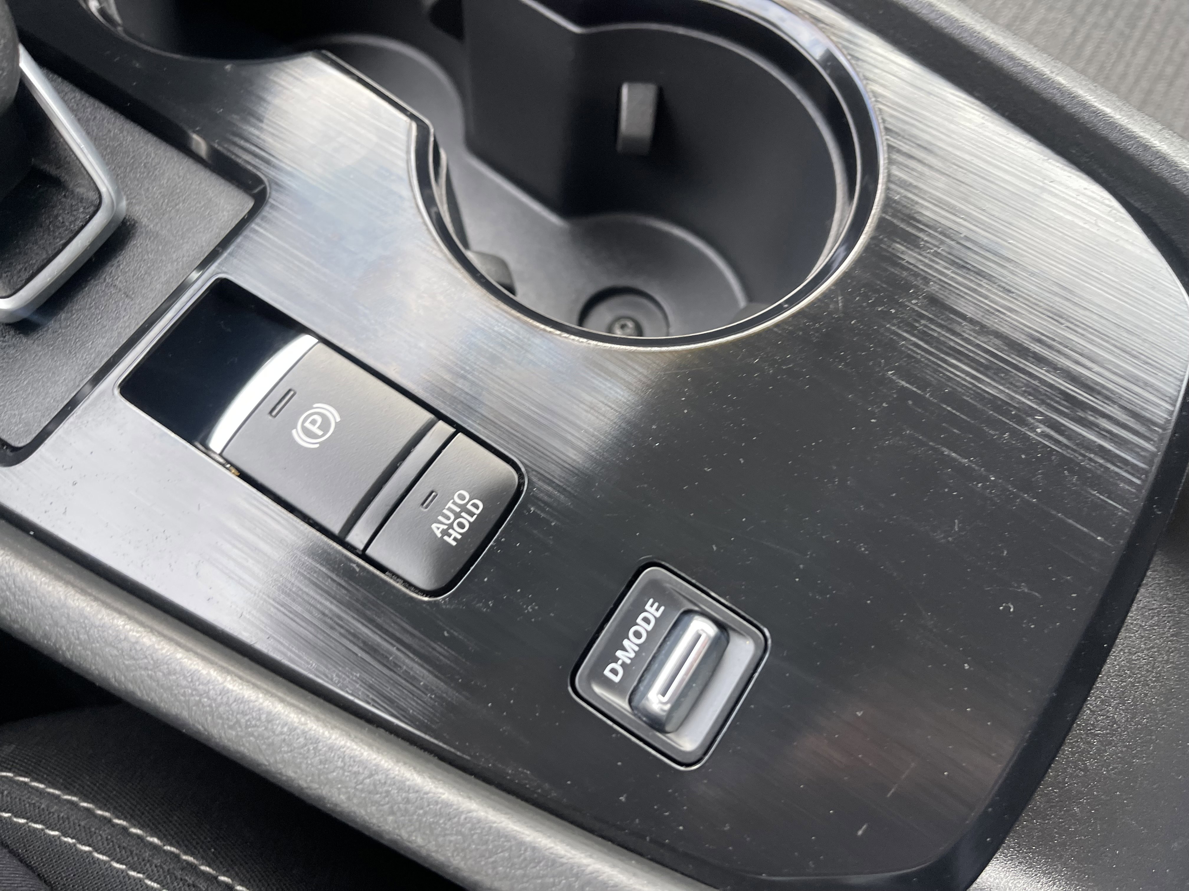 Used 2023 Nissan Rogue SV image 38