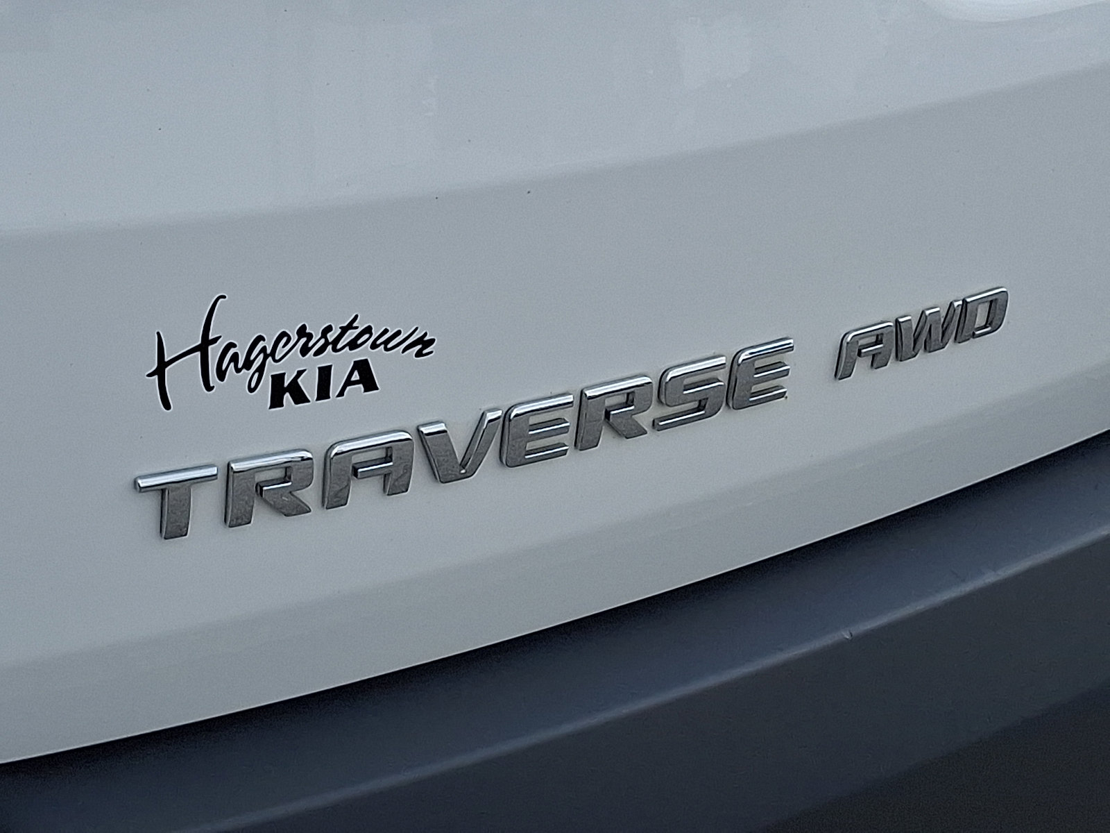 Used 2020 Chevrolet Traverse LT w/ LPO, Floor Liner Package AWD/4WD image 32