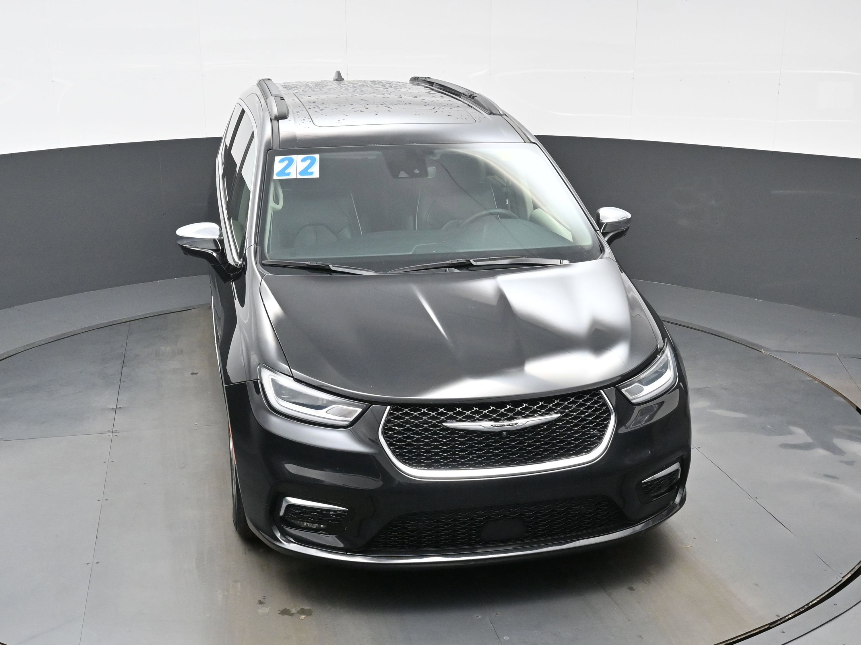 Used 2022 Chrysler Pacifica Limited image 40