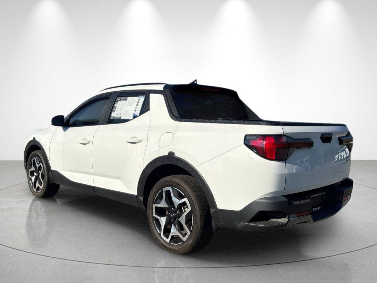 Used 2023 Hyundai Santa Cruz Limited AWD/4WD image 3