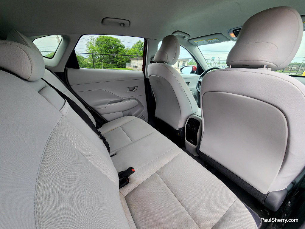 Used 2024 Hyundai Kona SEL AWD/4WD image 43