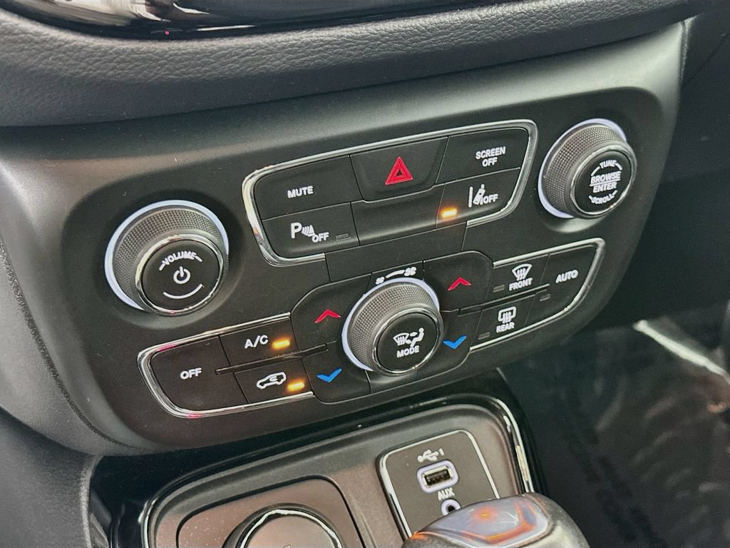 Certified 2021 Jeep Compass Limited AWD/4WD image 24