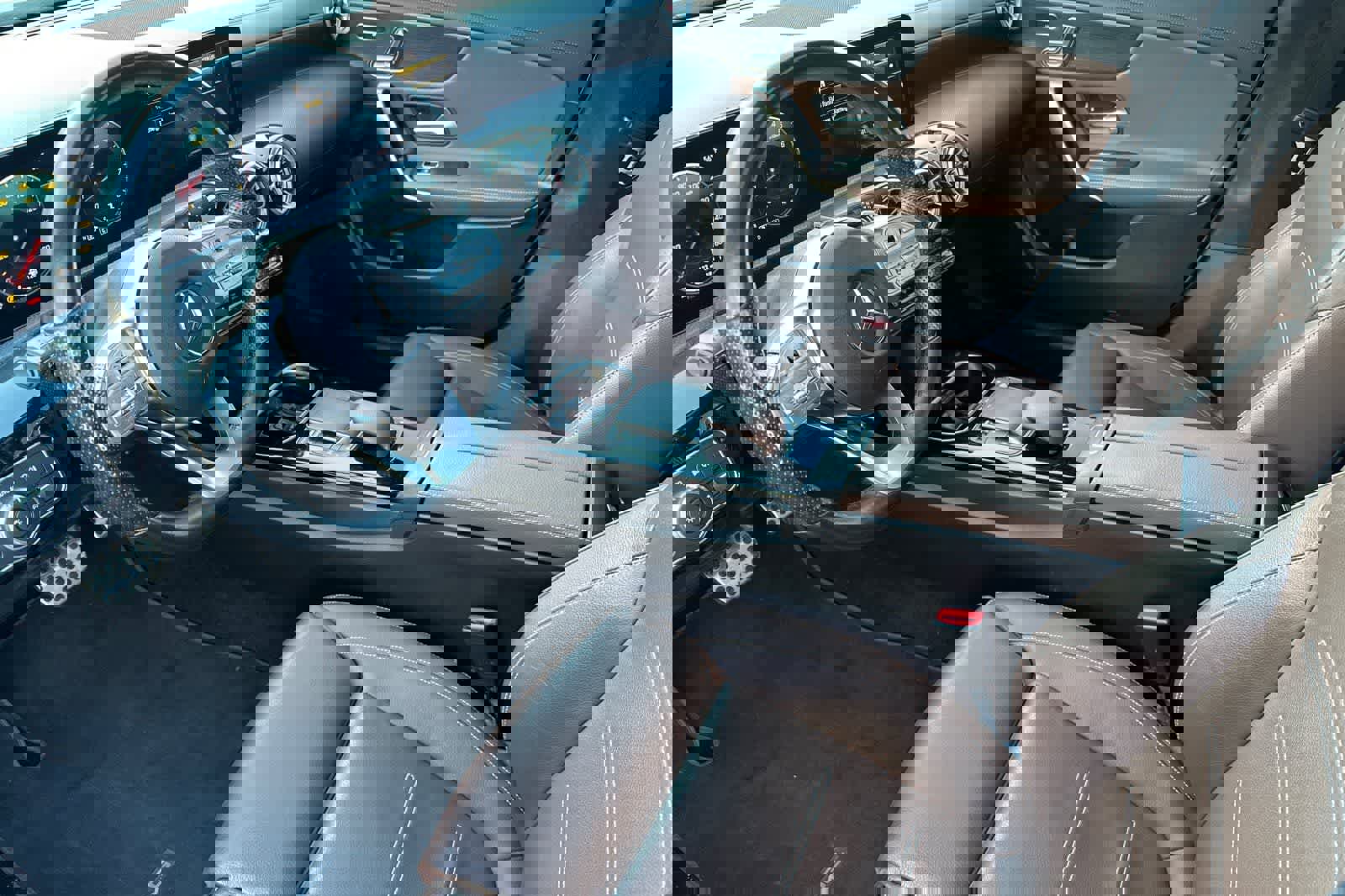 Used 2022 Mercedes-Benz CLA 250 image 11