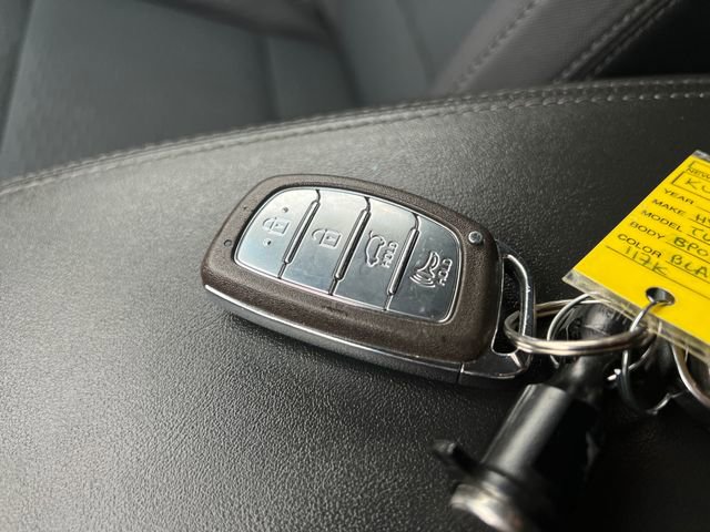 Used 2019 Hyundai Tucson Sport AWD/4WD image 32