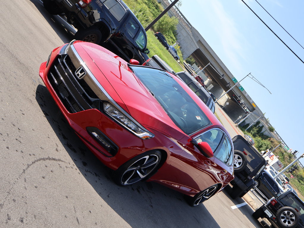 Certified 2018 Honda Accord Sport image 3