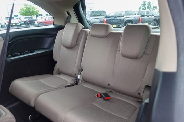 Used 2019 Honda Odyssey EX image 24
