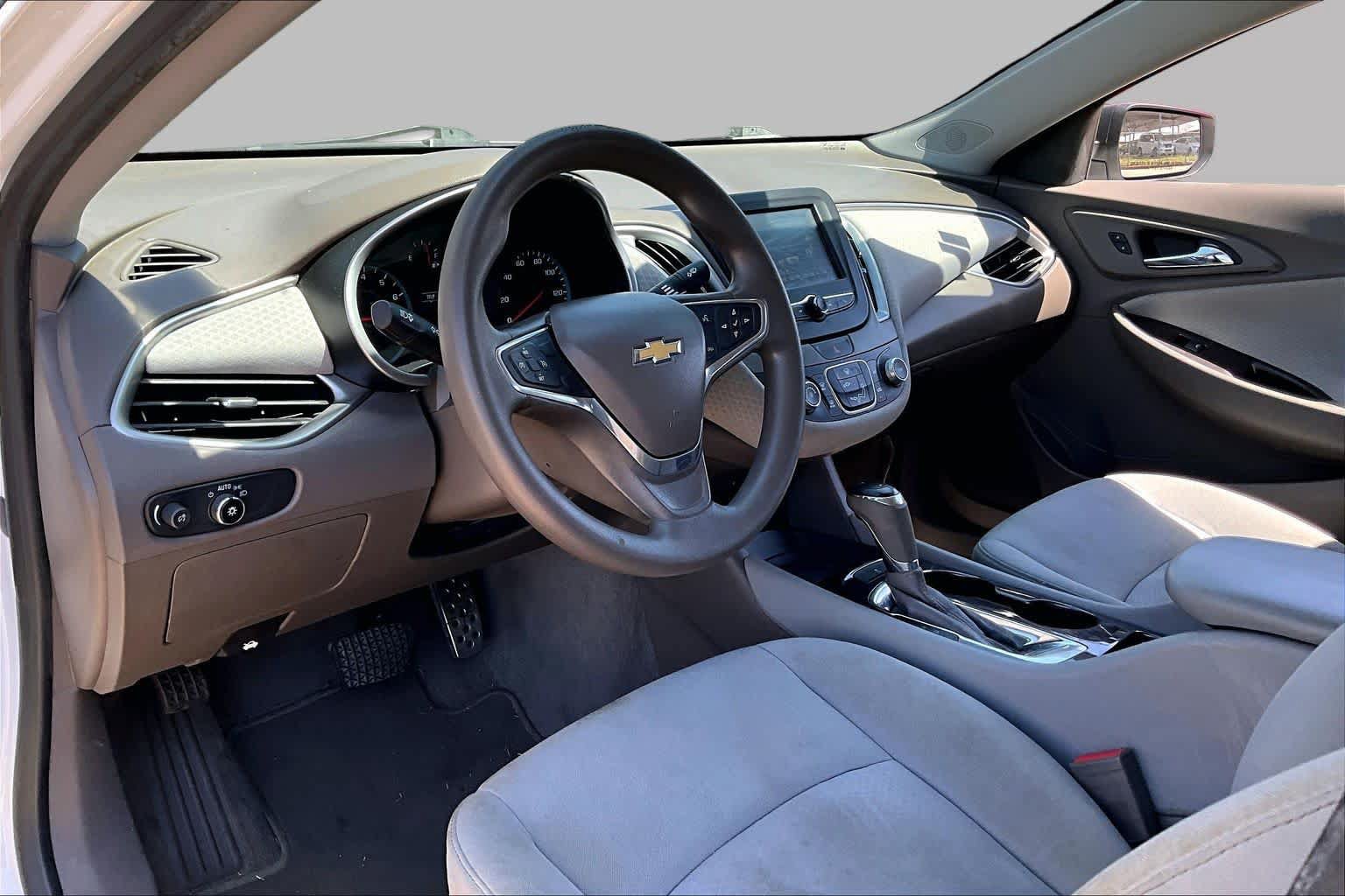 Used 2016 Chevrolet Malibu LS FWD image 16