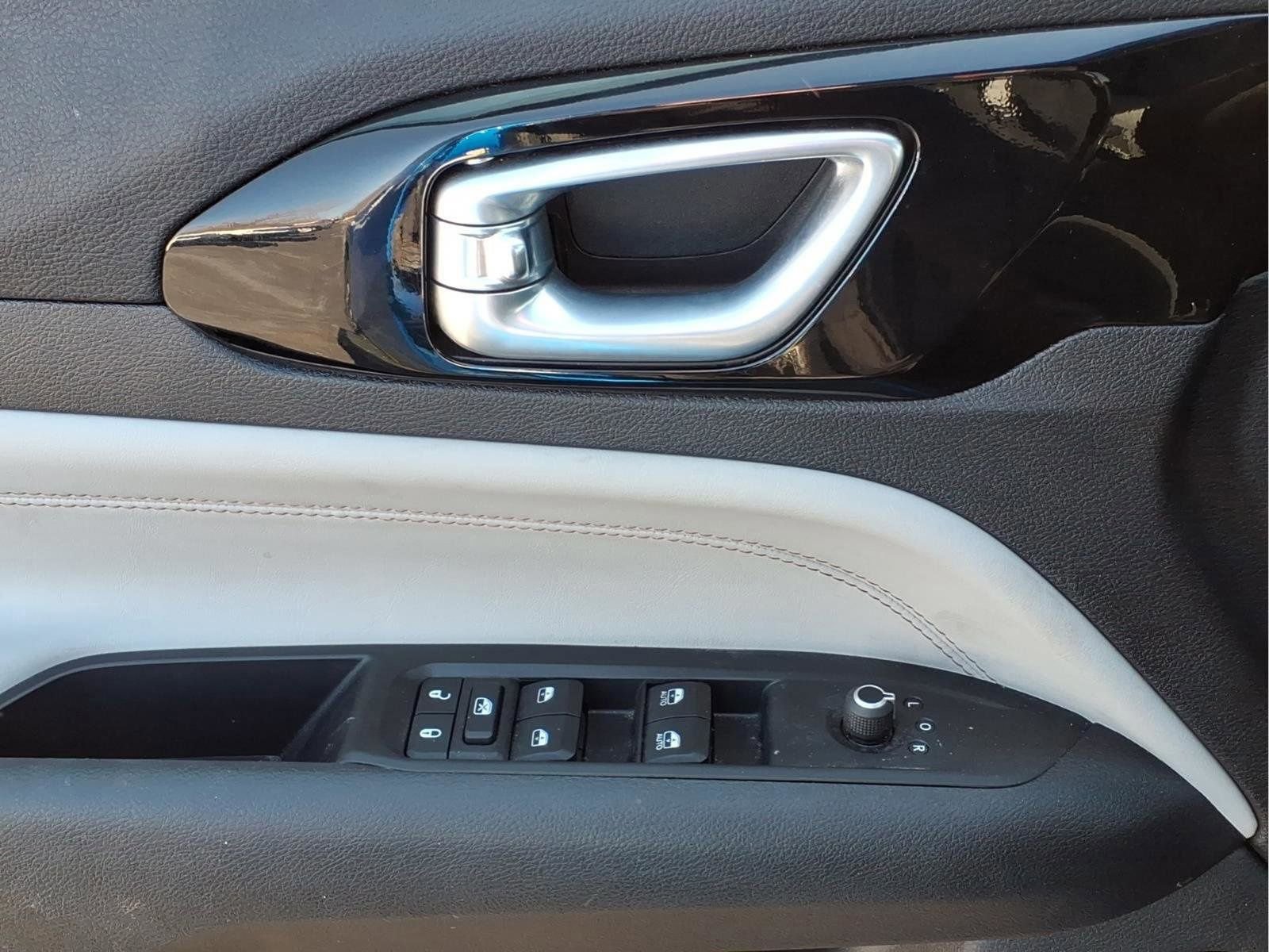 Used 2022 Jeep Compass Limited image 19