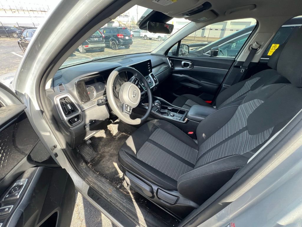 Used 2021 Kia Sorento LX image 5
