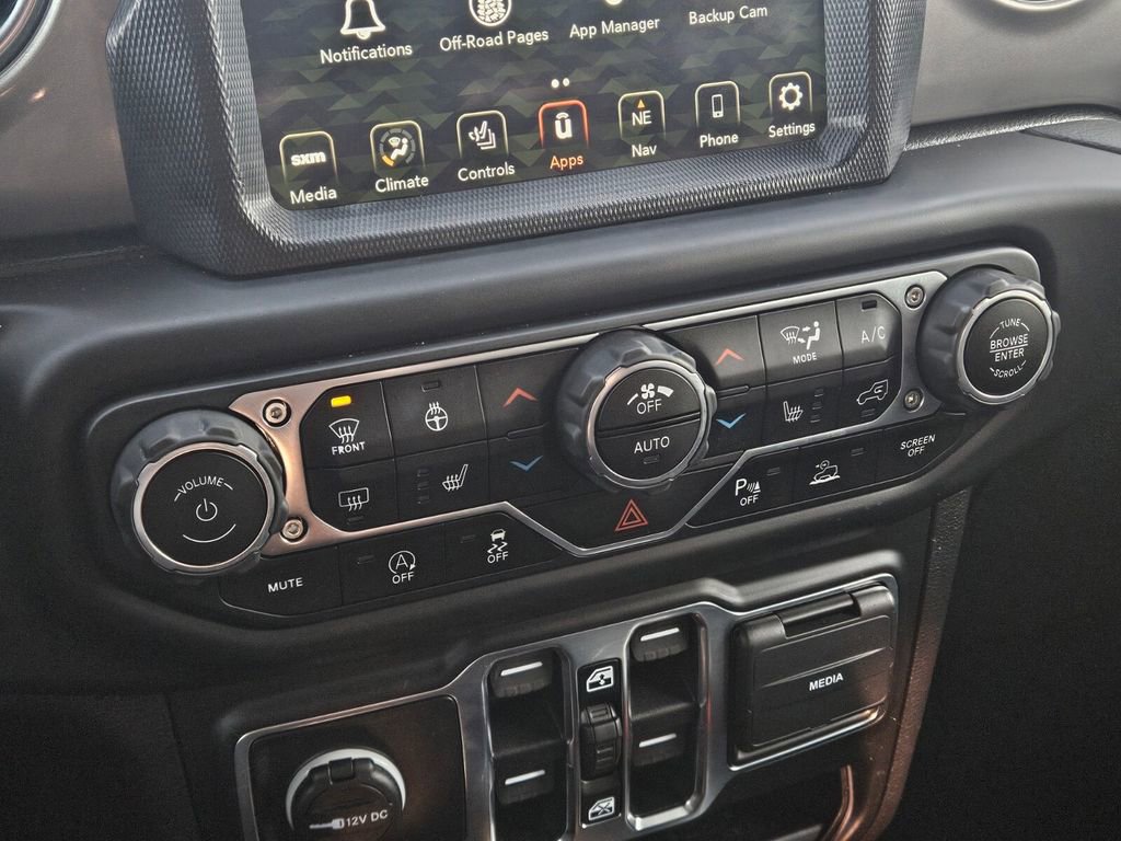 Used 2021 Jeep Wrangler Unlimited Sahara image 18