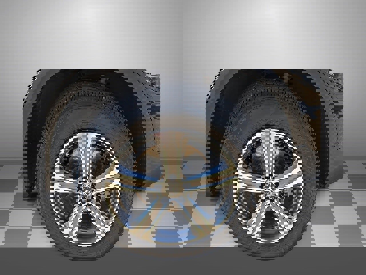 Used 2018 Mercedes-Benz GLC 300 4MATIC image 6