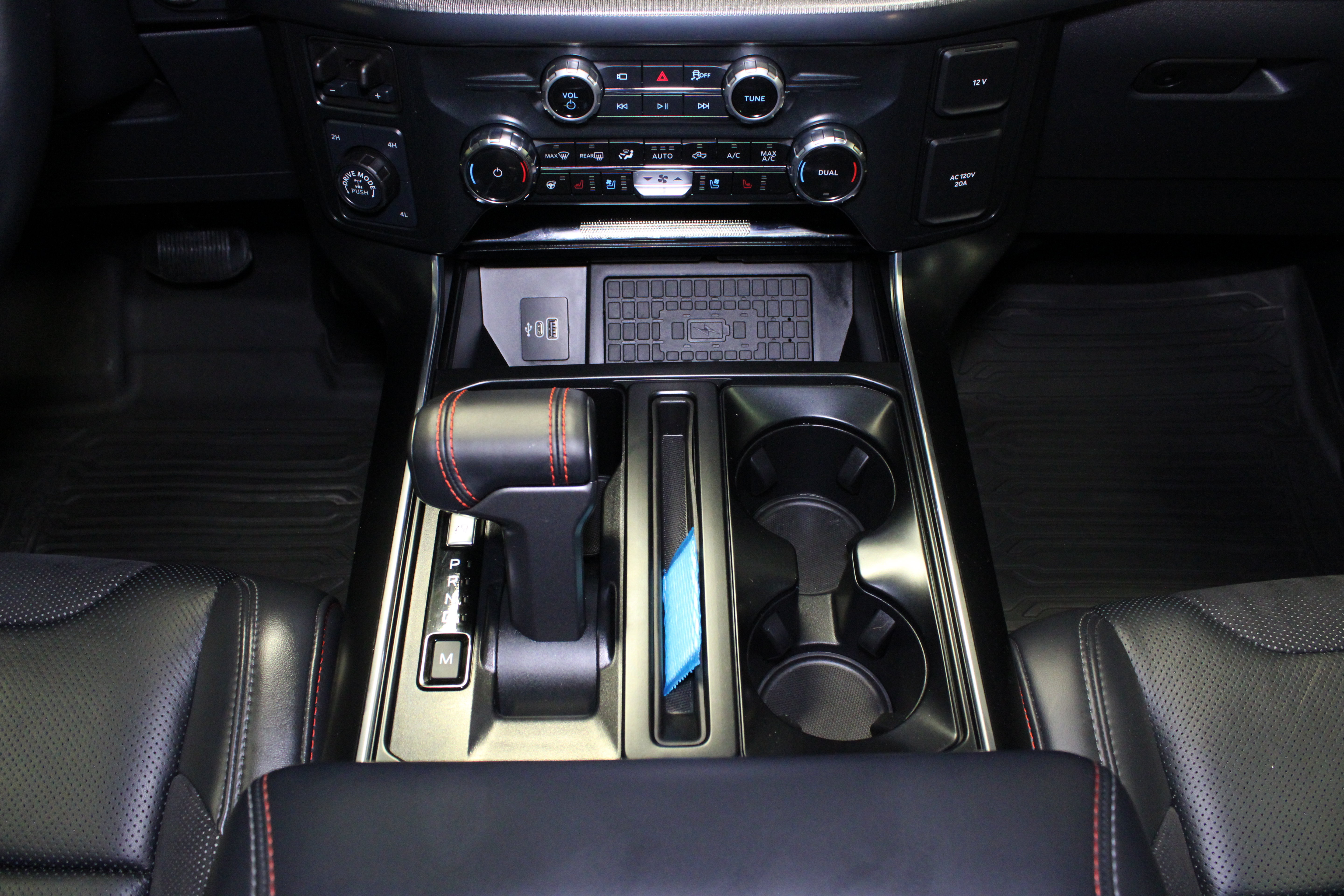 Used 2025 Ford F150 Raptor AWD/4WD image 21